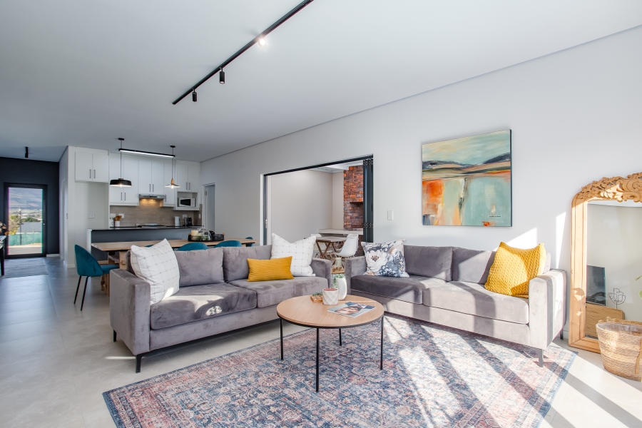 3 Bedroom Property for Sale in Honeydew Country Estate Western Cape